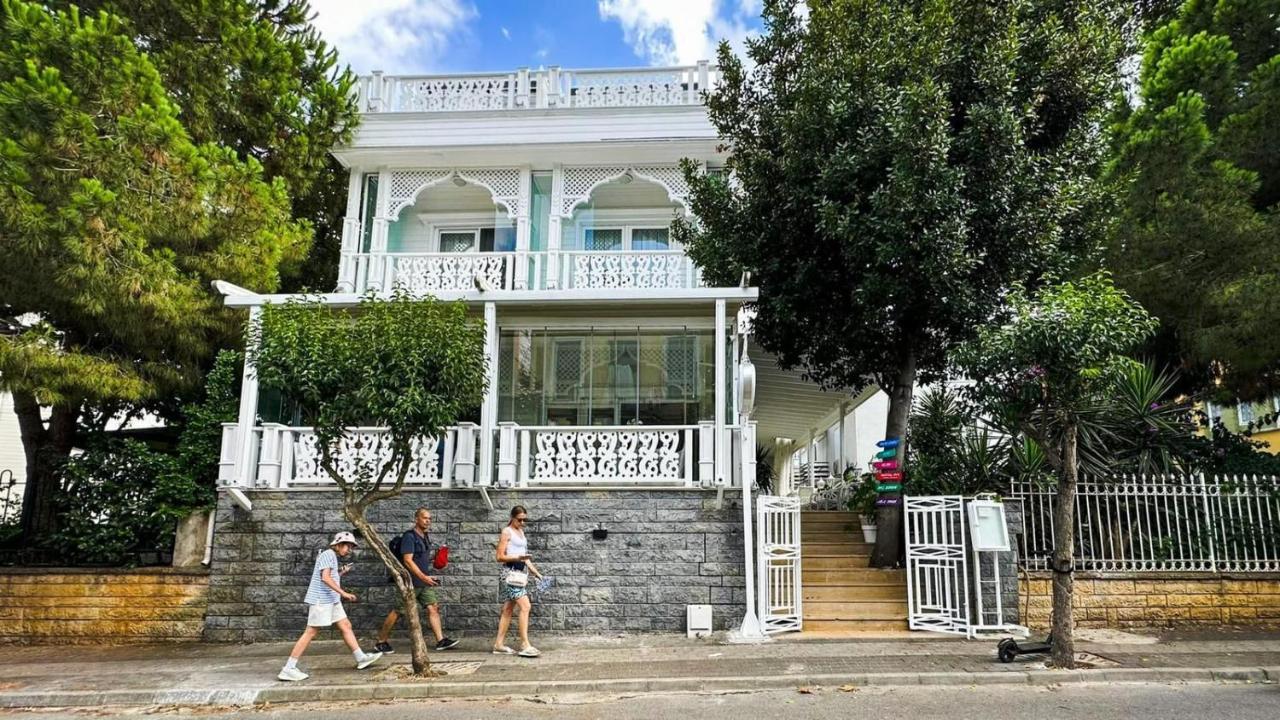 Hi Hotel Ivy Bueyuekada Adalar Exterior photo